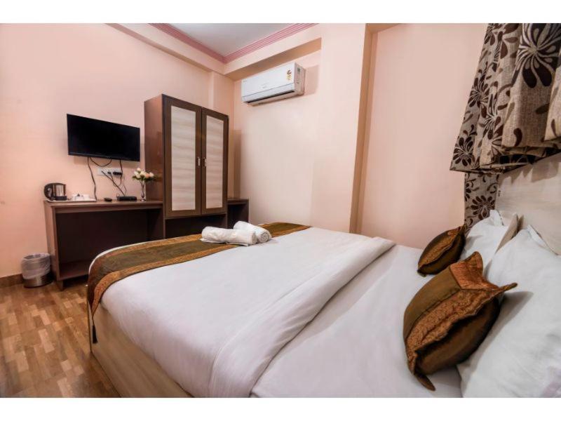 Hotel Bleue Mont Βαρανάσι Εξωτερικό φωτογραφία